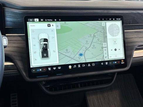 Used 2022 Rivian R1T Adventure image 18