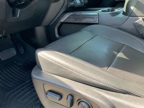 Used 2022 Chevrolet Silverado 3500 LTZ w/ LTZ Plus Package AWD/4WD image 18