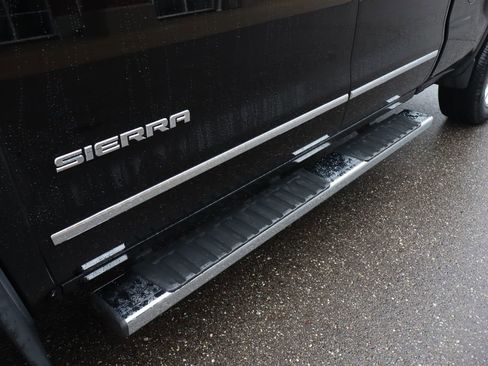 Used 2017 GMC Sierra 1500 SLT w/ SLT Premium Package image 31