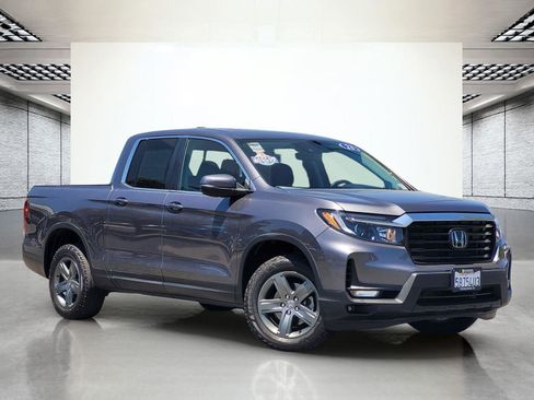 Used 2023 Honda Ridgeline RTL image 2