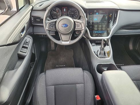 Used 2023 Subaru Outback Premium image 11
