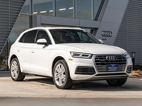 Used 2018 Audi Q5 2.0T Premium Plus w/ Premium Plus Package AWD/4WD image 1