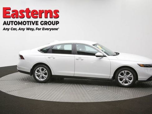 Used 2025 Honda Accord LX image 47