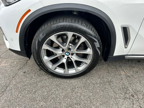 Used 2019 BMW X5 xDrive40i w/ Premium Package 2 image 9