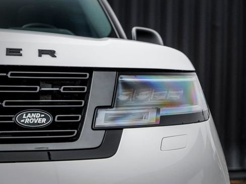 New 2026 Land Rover Range Rover SE AWD/4WD image 6