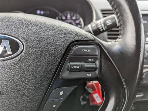 Used 2018 Kia Forte S image 14