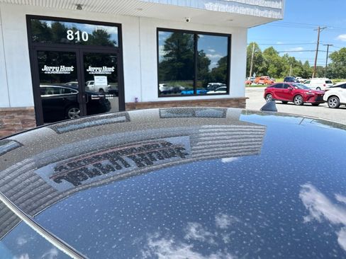 Used 2023 Chevrolet Malibu LS FWD image 14