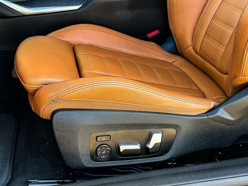 Used 2021 BMW 440i xDrive M440i xDrive w/ Executive Package image 12