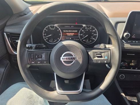 Used 2021 Nissan Rogue SV FWD image 39