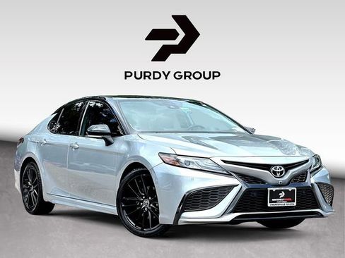 Used 2022 Toyota Camry XSE w/ Navigation Package FWD image 1