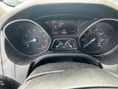 Used 2015 Ford Focus Titanium FWD image 9