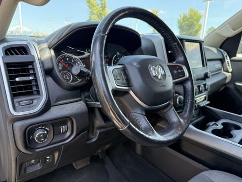 Used 2020 RAM 1500 Big Horn AWD/4WD image 13