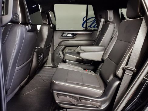 Used 2025 Chevrolet Tahoe Premier RWD image 6