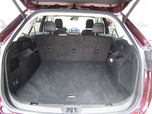 Used 2024 Ford Edge Titanium image 33