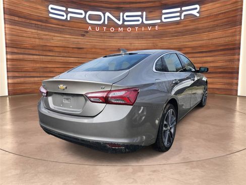 Used 2022 Chevrolet Malibu LT image 7