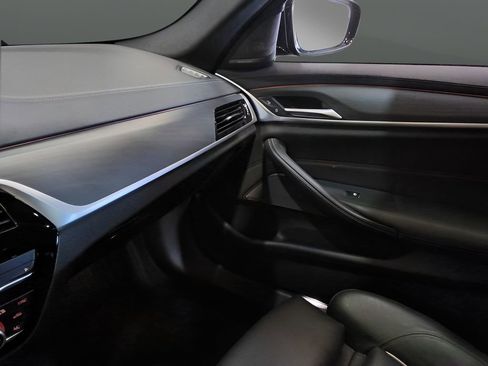 Used 2021 BMW 540i xDrive w/ M Sport Package AWD/4WD image 23