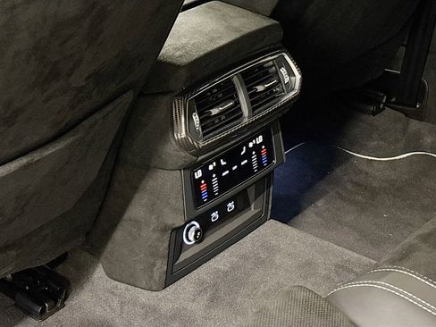 Used 2024 Lamborghini Urus Performante image 17