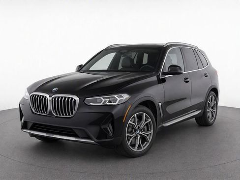 Used 2024 BMW X3 xDrive30i w/ Premium Package AWD/4WD image 3