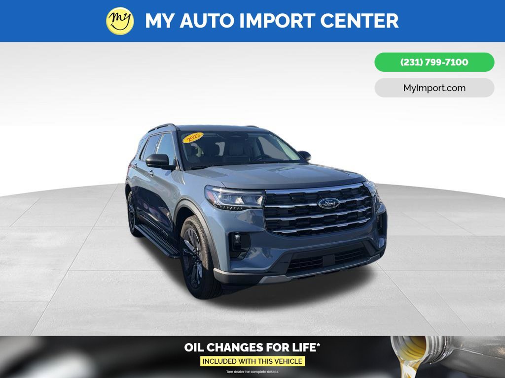 Used 2025 Ford Explorer Active w/ Active Comfort Package AWD/4WD 360° Tour