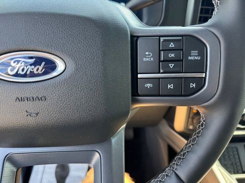 New 2026 Ford F250 Lariat w/ Black Appearance Package image 36