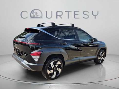Used 2026 Hyundai Kona Limited AWD/4WD image 5