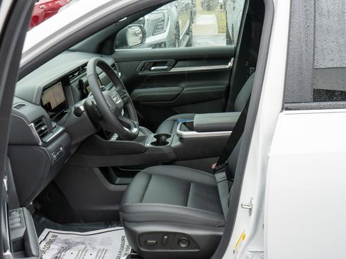 New 2026 GMC Terrain Elevation w/ Elevation Premium Package image 18