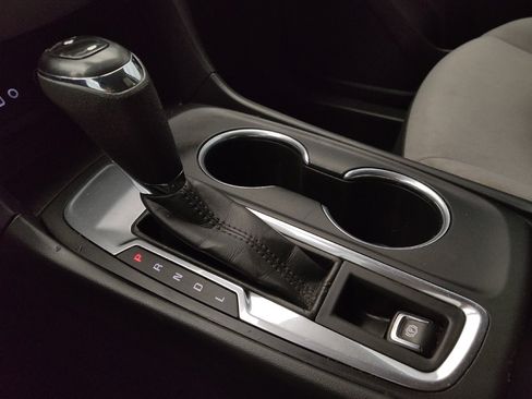 Used 2020 Chevrolet Equinox LS w/ LS Convenience Package image 26