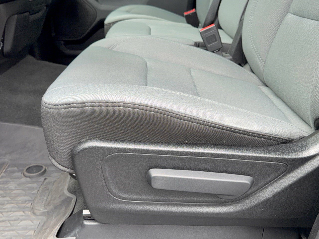 Used 2023 RAM 1500 Big Horn AWD/4WD image 16