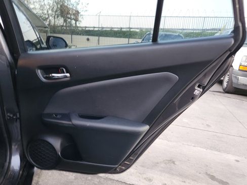 Used 2021 Toyota Prius Prime Limited image 19