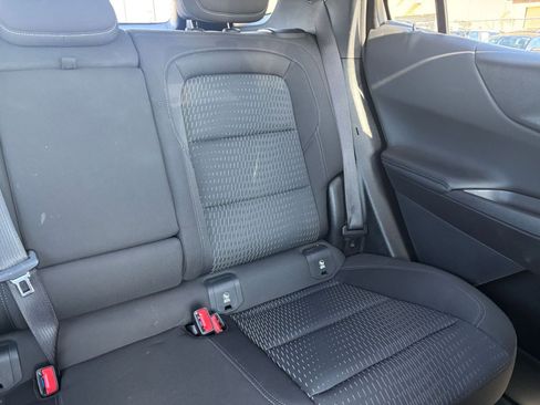 Used 2025 Chevrolet Equinox LT image 36