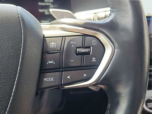 Used 2024 Lexus GX 550 w/ Accessory Package (2T) AWD/4WD image 22