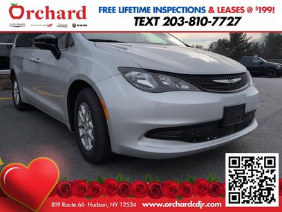 New 2026 Chrysler Voyager LX