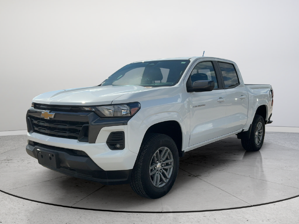 Used 2023 Chevrolet Colorado LT w/ LT Convenience Package RWD image 3