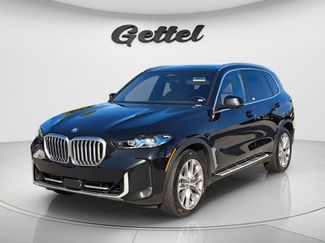 Used 2025 BMW X5 xDrive50e video 1