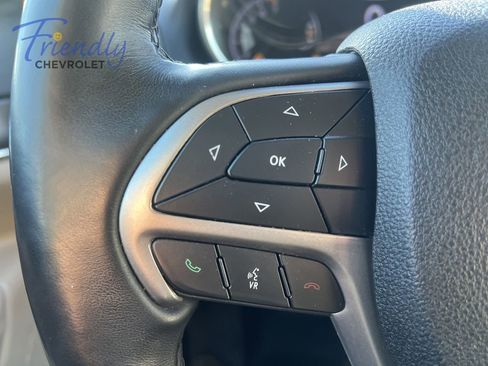 Used 2018 Jeep Grand Cherokee Limited AWD/4WD image 21