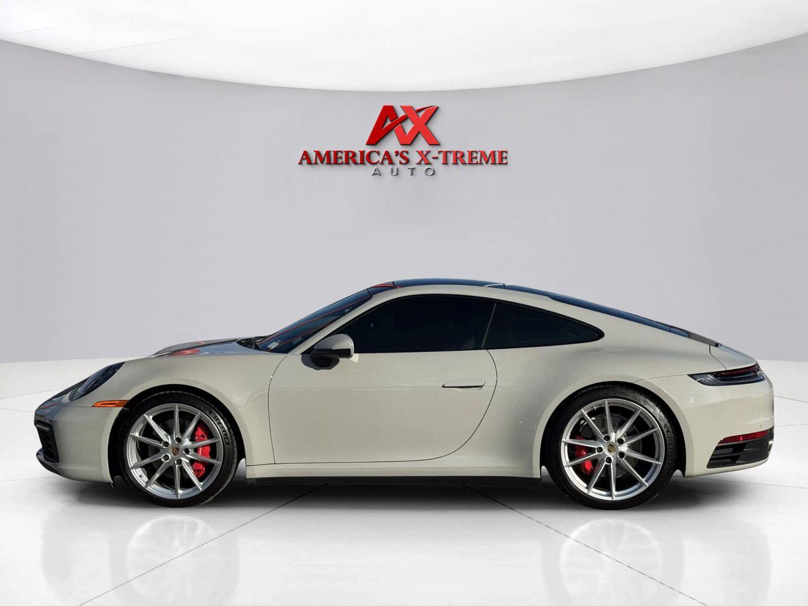 Used 2020 Porsche 911 Carrera S RWD image 2
