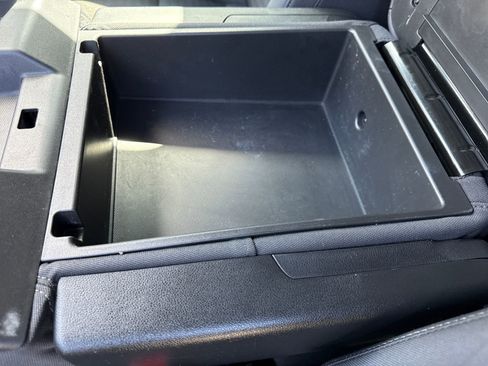 Used 2023 Chevrolet Silverado 1500 LT AWD/4WD image 26