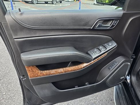 Used 2016 Chevrolet Tahoe LTZ RWD image 18