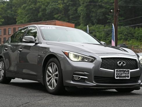 Used 2016 INFINITI Q50 3.0t Premium w/ 3.0T Premium Plus Package AWD/4WD image 8