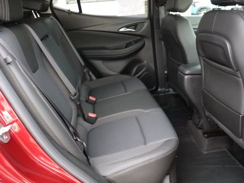 Used 2023 Buick Encore GX Select w/ Sport Touring Package image 39