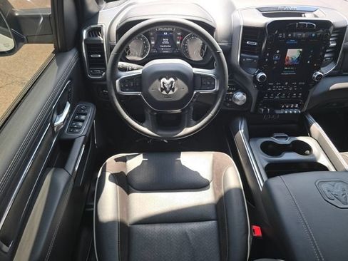 Used 2024 RAM 1500 Laramie AWD/4WD image 4