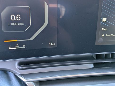 New 2026 Kia Carnival SX image 35