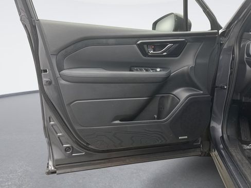 Used 2025 Subaru Forester Limited AWD/4WD image 9