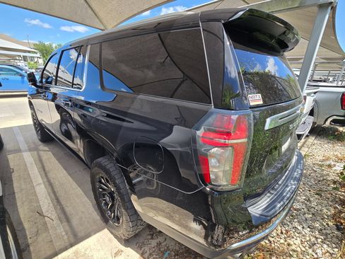 Used 2023 Chevrolet Suburban High Country w/ Premium Package 2 AWD/4WD image 8