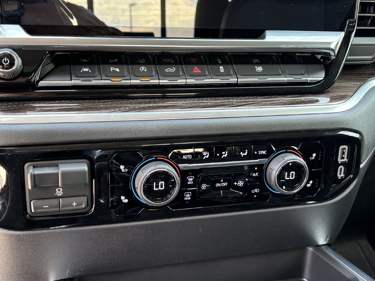 New 2026 Chevrolet Silverado 1500 RST w/ Texas Edition Plus RWD image 17