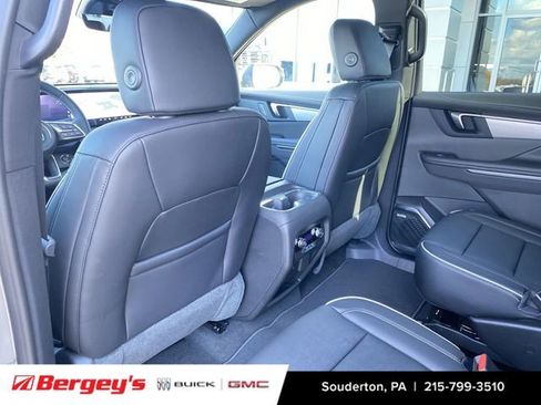 New 2026 Buick Enclave Preferred w/ Power Package FWD image 24