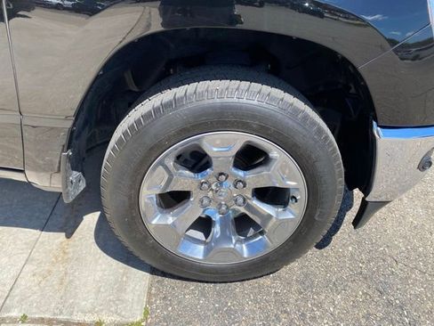 Used 2019 RAM 1500 Big Horn AWD/4WD image 15