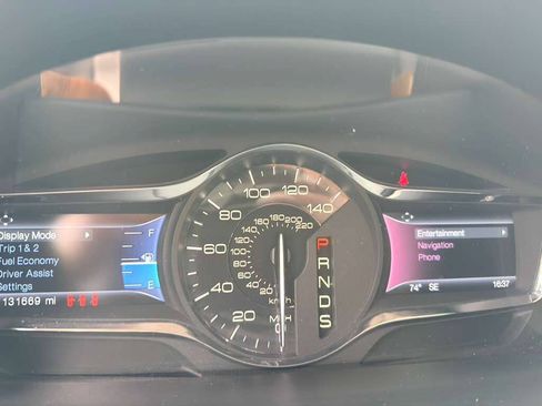 Used 2014 Lincoln MKX AWD w/ Equipment Group 102A image 15