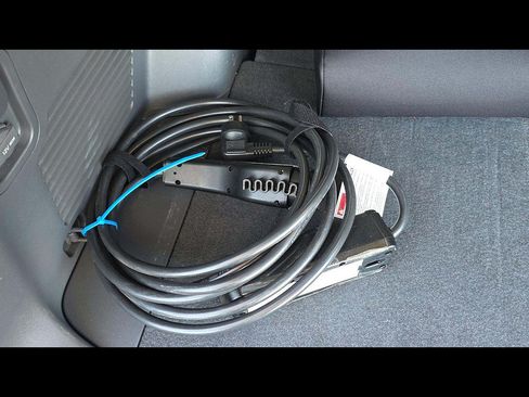 Used 2024 Kia EV9 Light Long Range RWD image 13