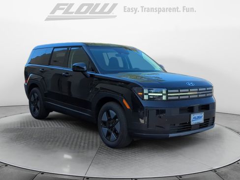 Used 2026 Hyundai Santa Fe SE AWD/4WD image 1